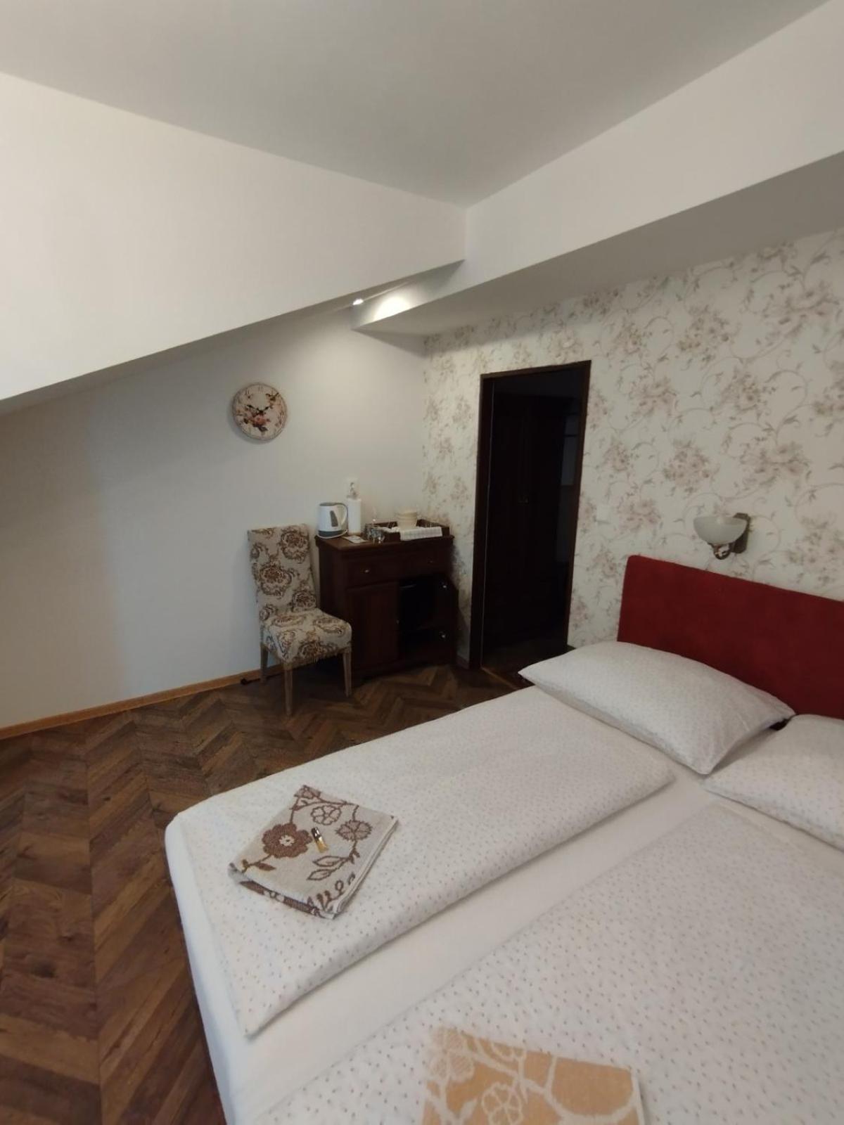 Hotel Bynovecký Zámeček Exteriér fotografie