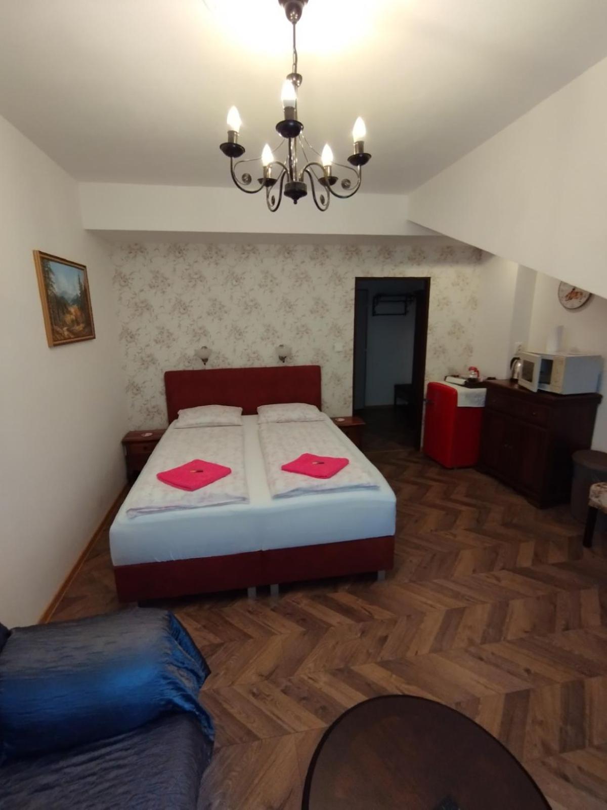 Hotel Bynovecký Zámeček Exteriér fotografie